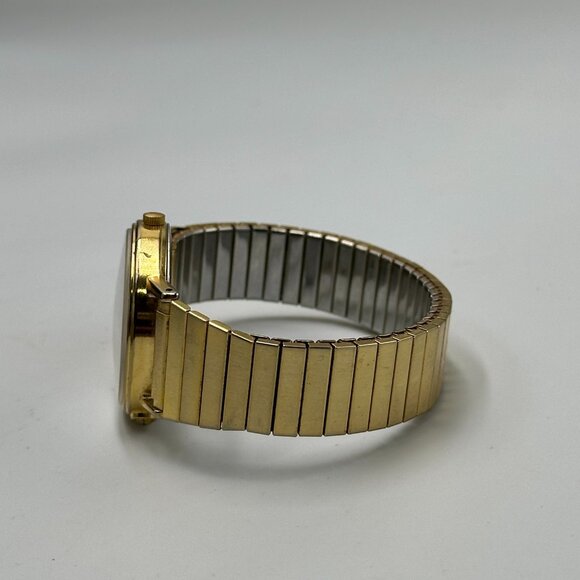 Vintage Timex Watch Men Gold Tone Stretch Band White Dial 34MM New Battery 7.75" - Picture 5 of 10